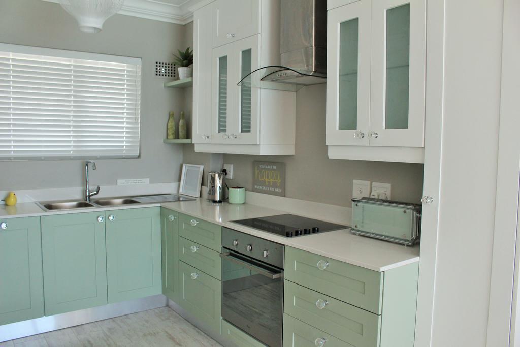 בלוברגסטראנד Blouberg Beachfront Apartment חדר תמונה