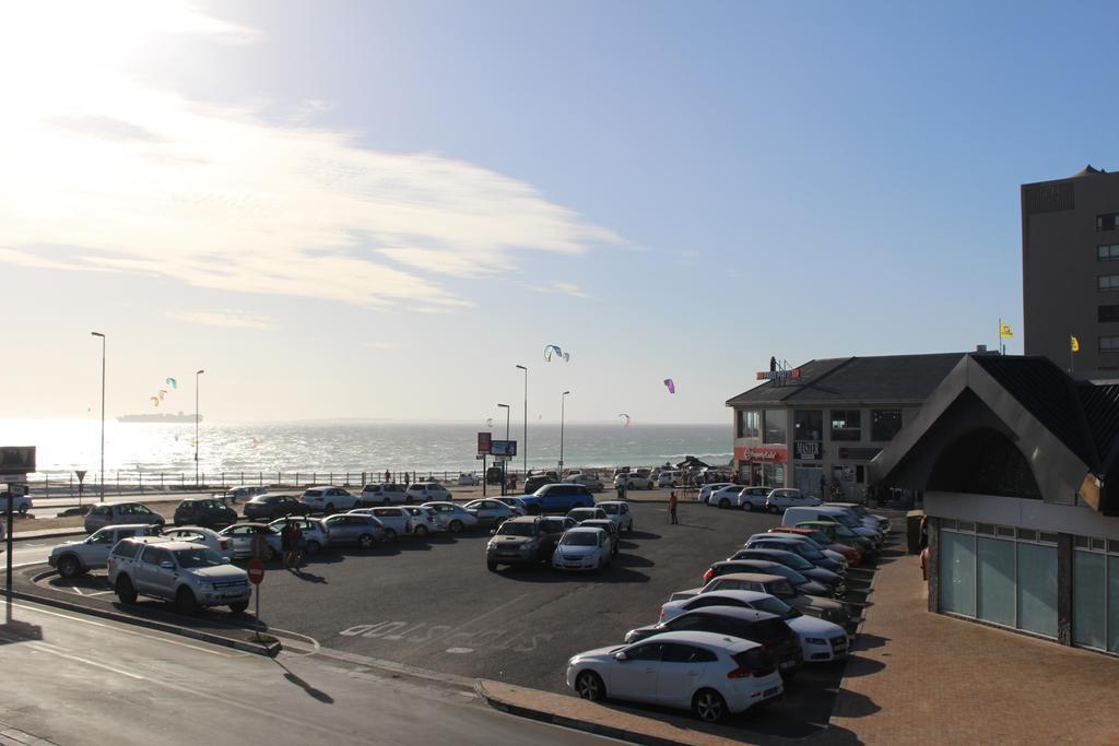 בלוברגסטראנד Blouberg Beachfront Apartment חדר תמונה